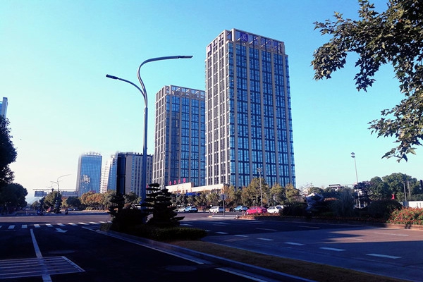 樓宇智能化專業(yè)化、系統(tǒng)化、節(jié)能化特點！